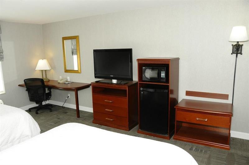 Surestay Plus Hotel By Best Western Реддинг Экстерьер фото